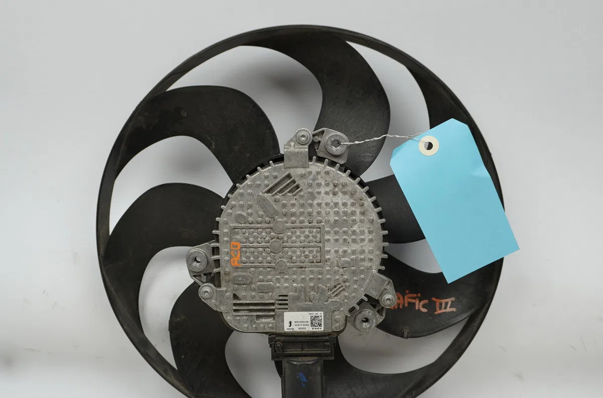 Ventilateur de refroidissement d Renault TRAFIC III Camionnette (FG_) 2.0 dci 130 (fgmy) (2021) occasion