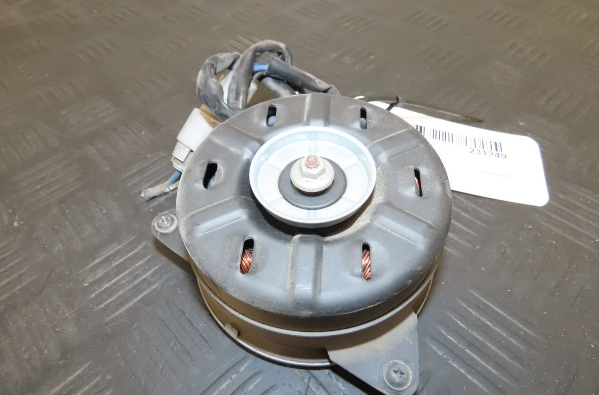 Ventilateur de refroidissement d Toyota PRIUS (_W3_) 1.8 hybrid (zvw3_) (2008) occasion