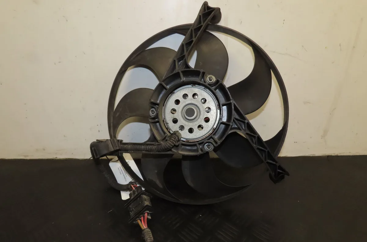 Ventilateur de refroidissement d Volkswagen NEW BEETLE Décapotable (1Y7) 1.9 tdi (2003-2010) occasion