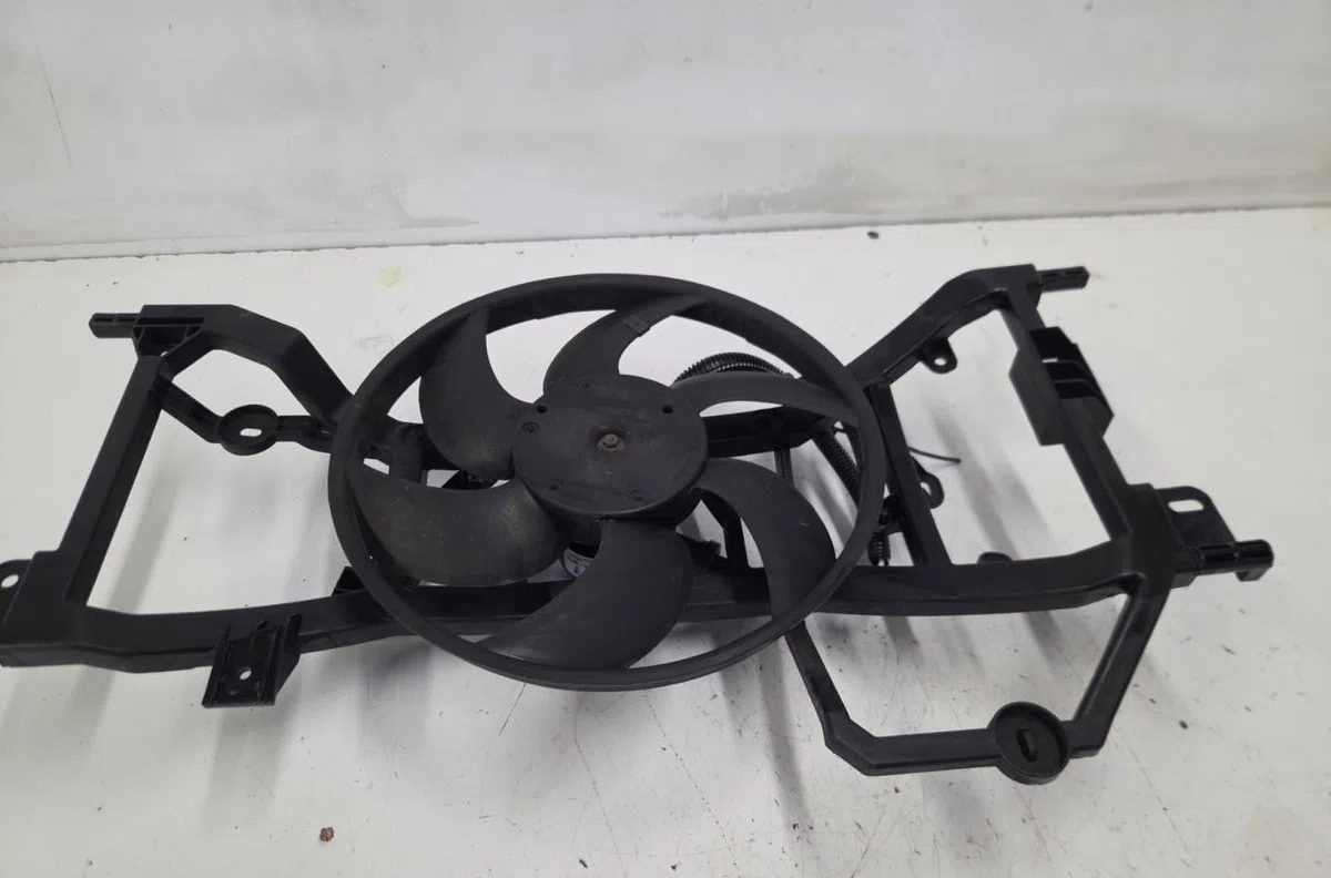 Ventilateur de refroidissement DACIA DUSTER 1 PHASE 2 occasion