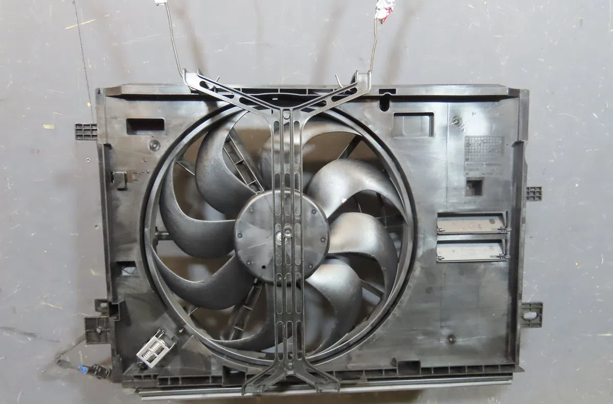 Ventilateur de refroidissement Ds DS 4 II (F_, FB_, F3_) Bluehdi 130 (fbyhzt) (2021) occasion