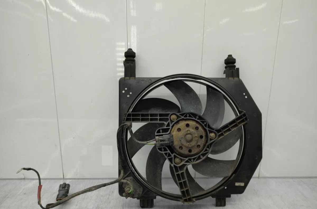 Ventilateur de refroidissement FORD FIESTA 4 PHASE 1 occasion