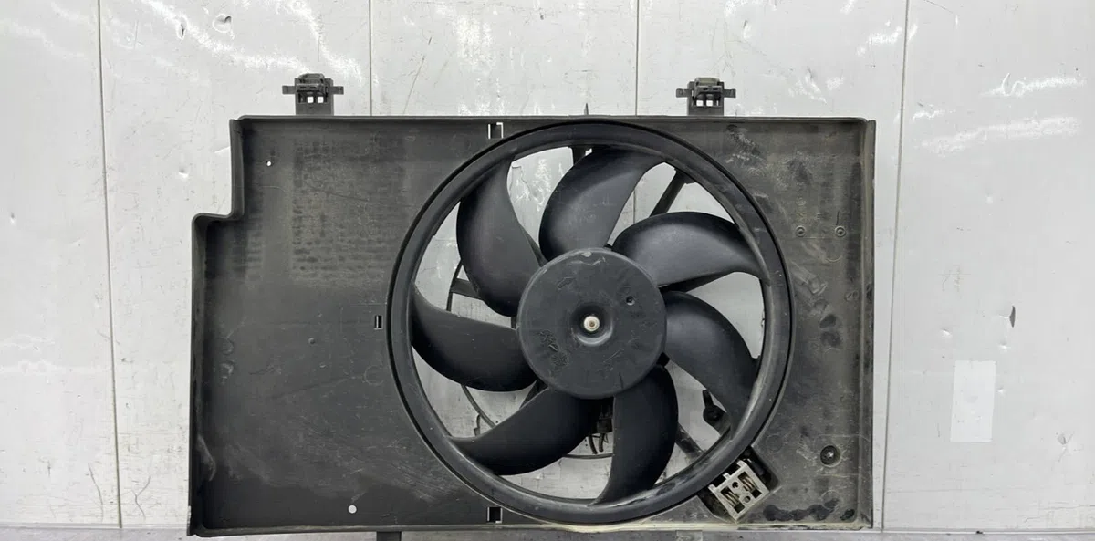 Ventilateur de refroidissement FORD FIESTA 6 PHASE 2 occasion