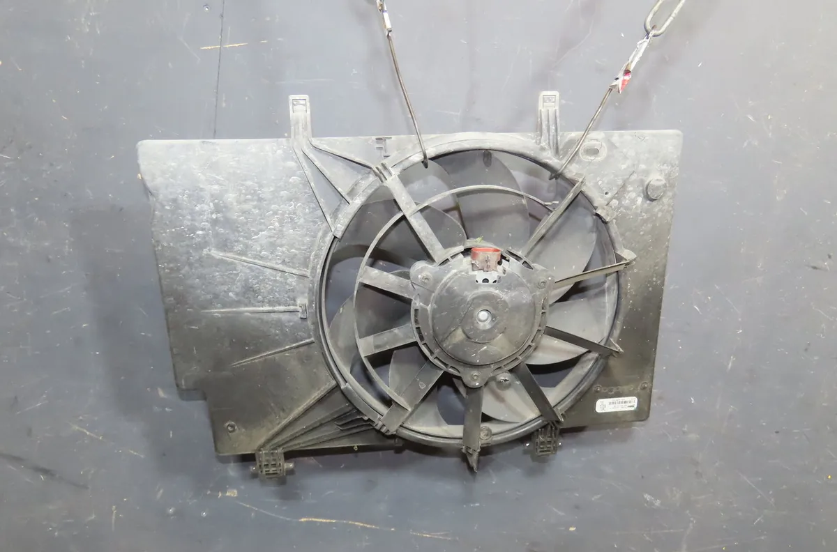 Ventilateur de refroidissement Ford FIESTA VI (CB1, CCN) 1.25 (2008-2017) 5 portes occasion