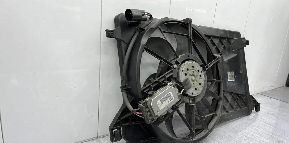Ventilateur de refroidissement FORD FOCUS 2 PHASE 2 occasion