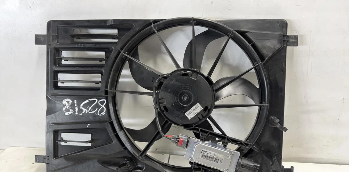 Ventilateur de refroidissement FORD FOCUS 3 PHASE 1 occasion