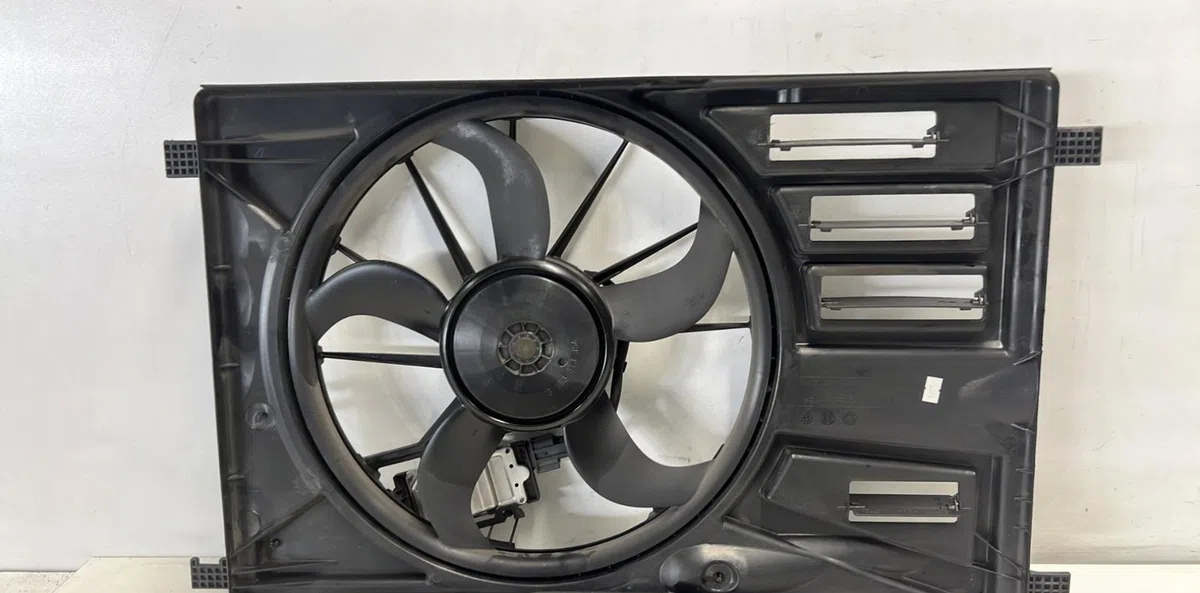 Ventilateur de refroidissement FORD FOCUS 3 PHASE 1 occasion