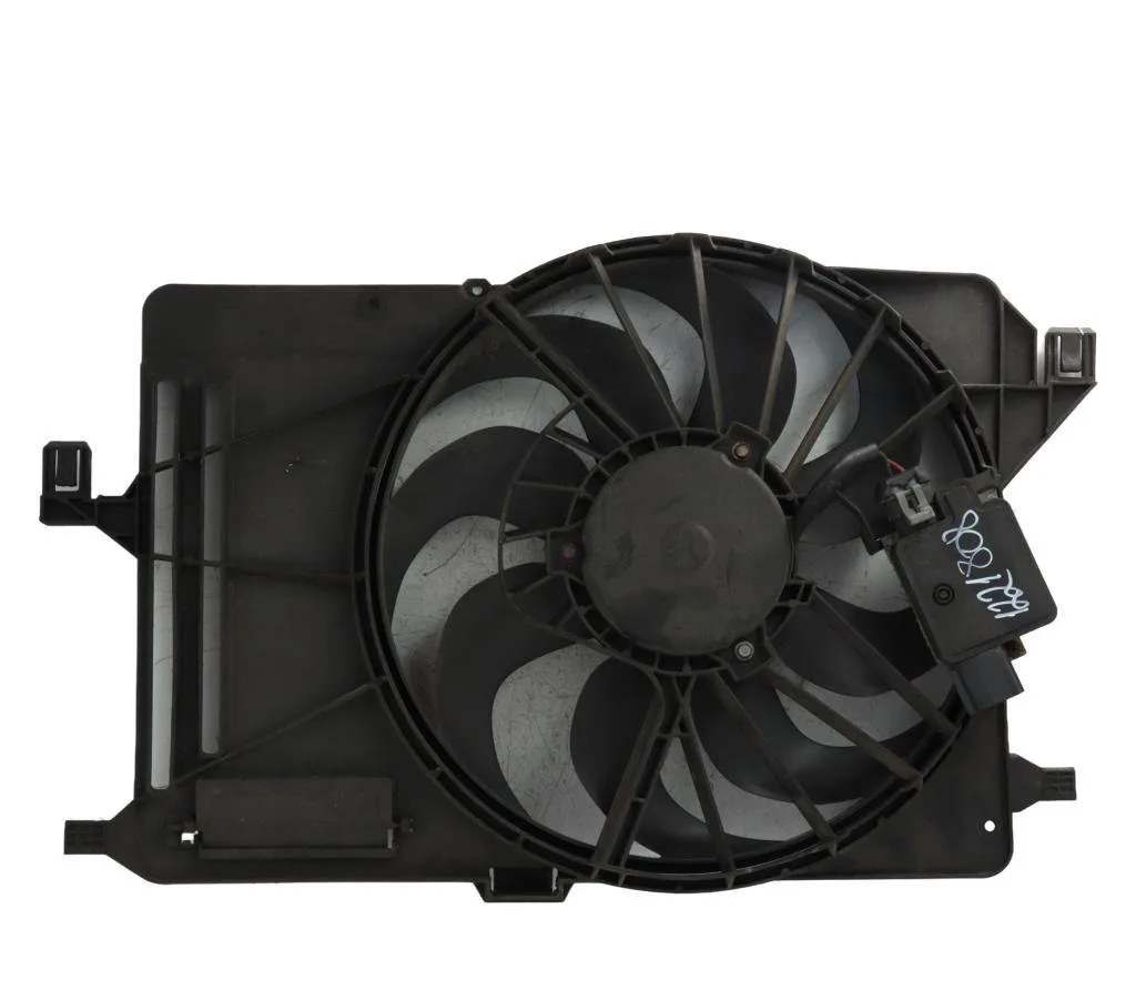 Ventilateur de refroidissement Ford FOCUS III A trois volumes 1.6 tdci (2010) occasion