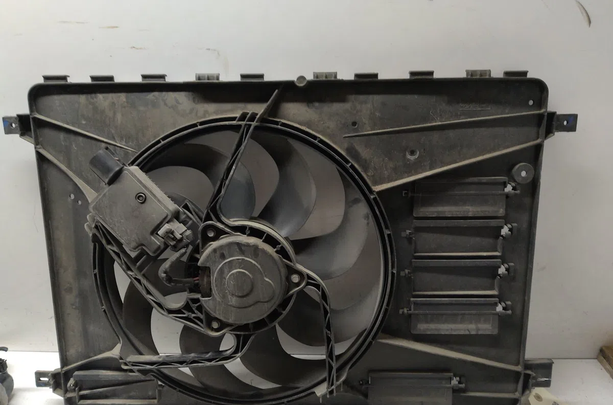 Ventilateur de refroidissement FORD KUGA I occasion