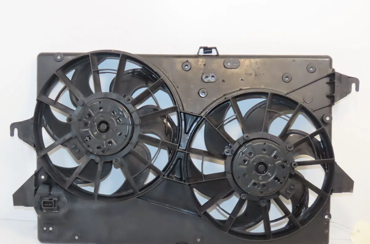 Ventilateur de refroidissement FORD MONDEO II 2002 occasion