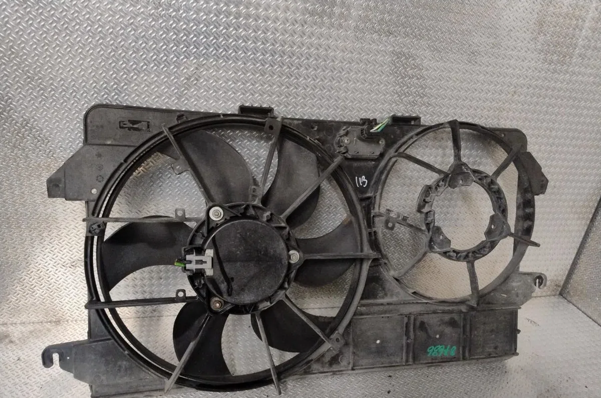 Ventilateur de refroidissement Ford TRANSIT CONNECT (P65_, P70_, P80_) 1.8 tdci (2002-2013) 3 portes occasion
