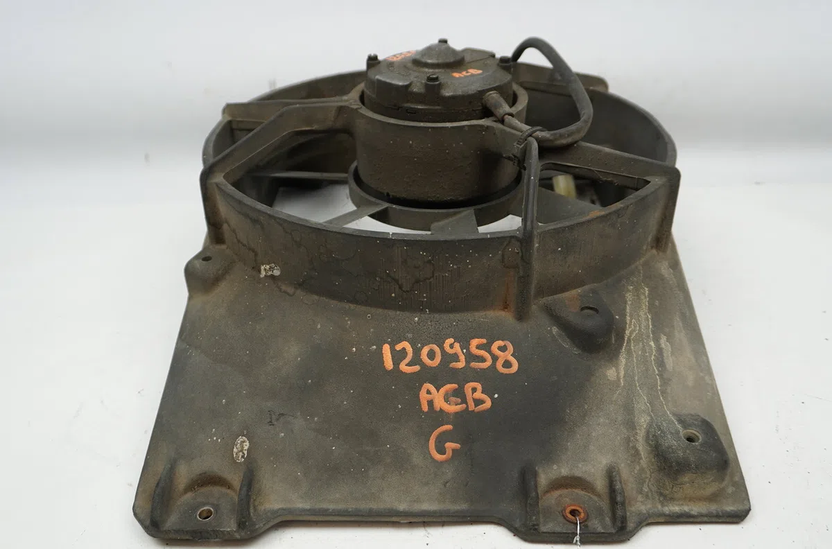 Ventilateur de refroidissement g Renault MASTER I Camionnette (T__) 28-35 2.4 d (1980-1989) occasion