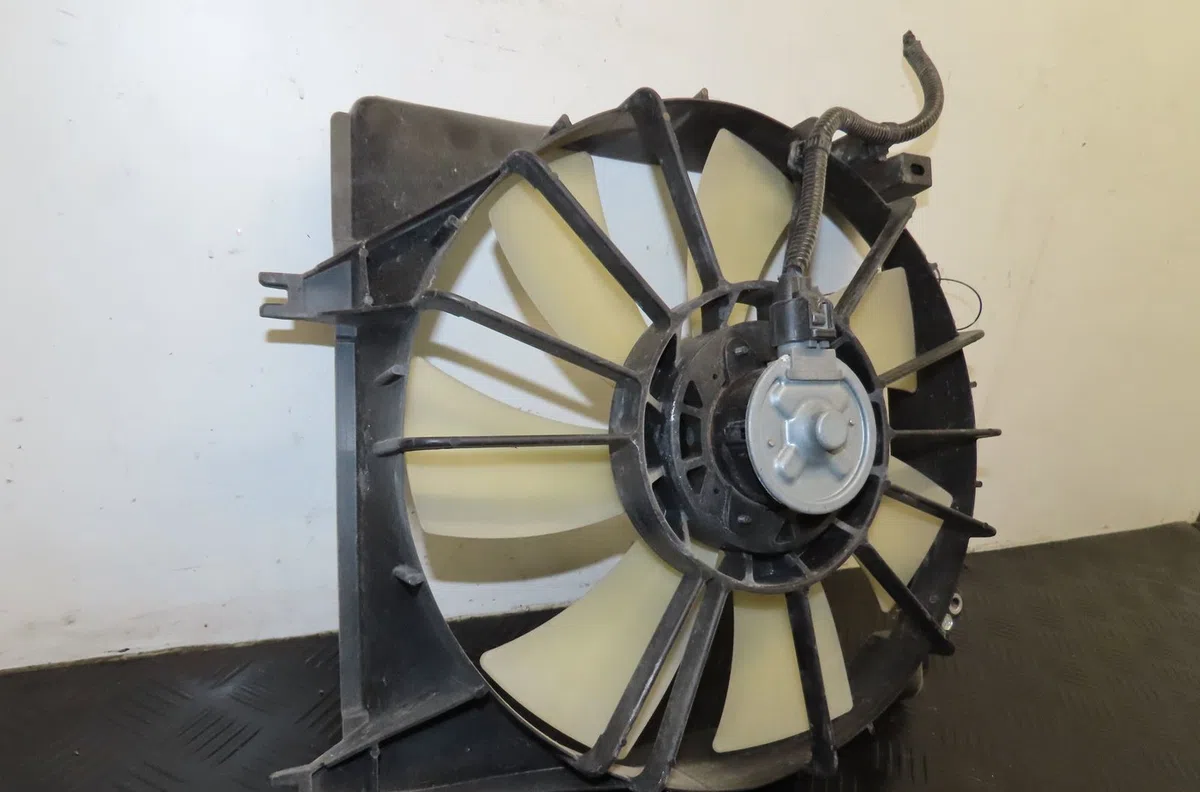 Ventilateur de refroidissement g Suzuki SX4 (EY, GY) 1.6 vvt (rw 416) (2006) occasion
