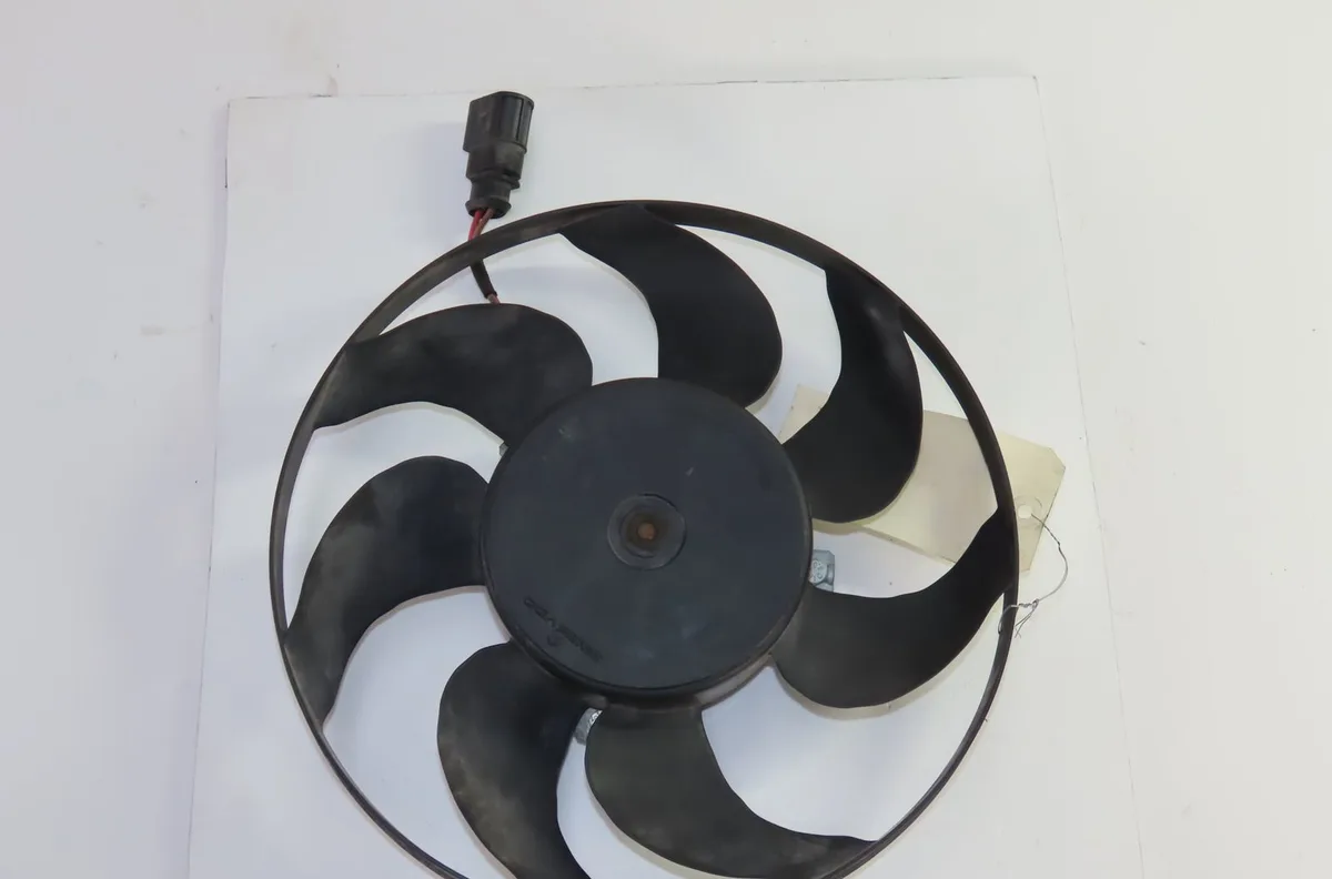 Ventilateur de refroidissement g Volkswagen PASSAT B6 (3C2) 1.9 tdi (2005-2010) 4 portes occasion