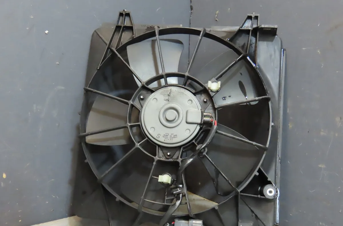 Ventilateur de refroidissement Honda CIVIC VIII Hatchback (FN, FK) 1.8 (fn1, fk2) (2005) occasion