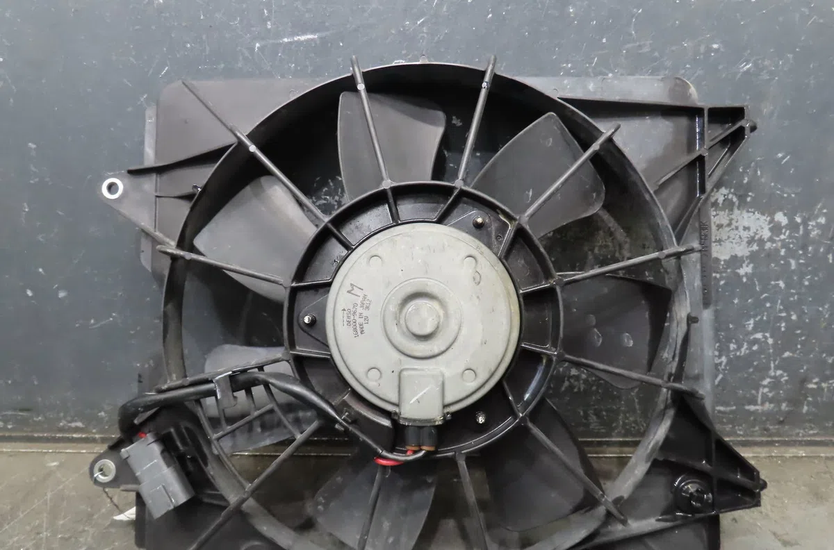 Ventilateur de refroidissement Honda CIVIC VIII Hatchback (FN, FK) 2.2 ctdi (fk3) (2005) 5 portes occasion