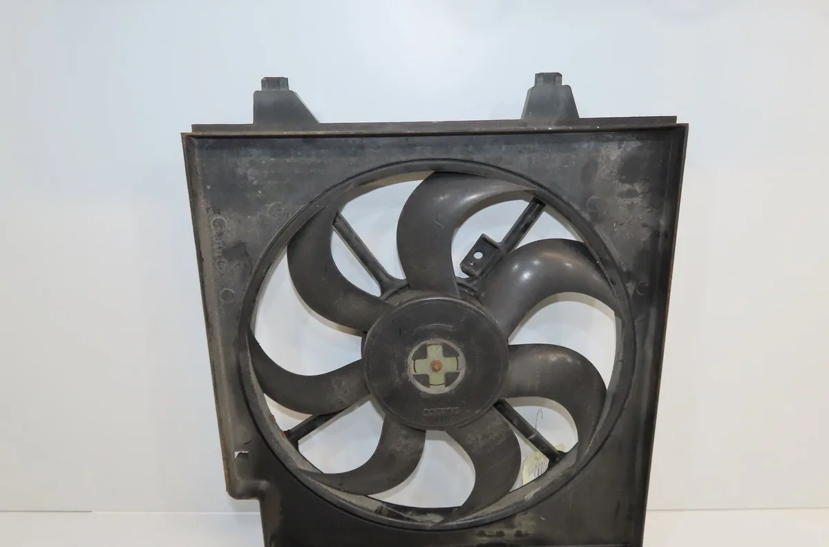 Ventilateur de refroidissement Kia CARENS II Monospace (FJ) 2.0 crdi (2002) occasion