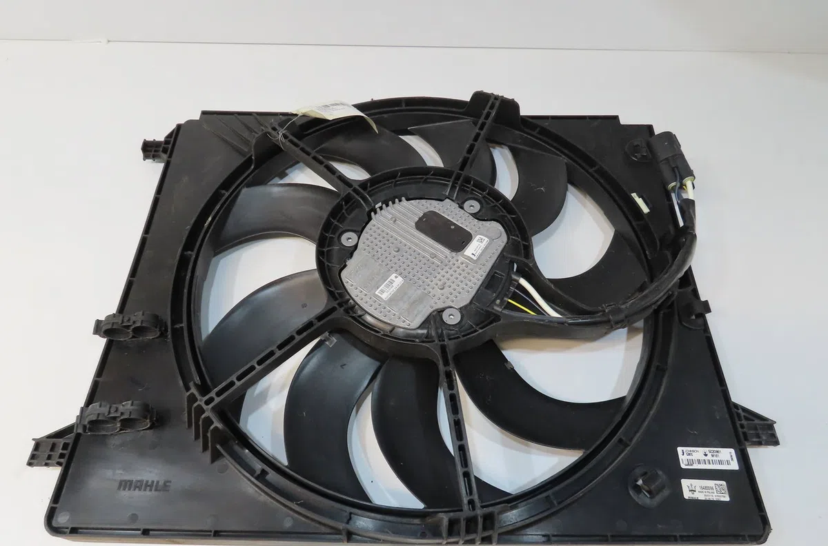 Ventilateur de refroidissement MASERATI LEVANTE 2016 occasion