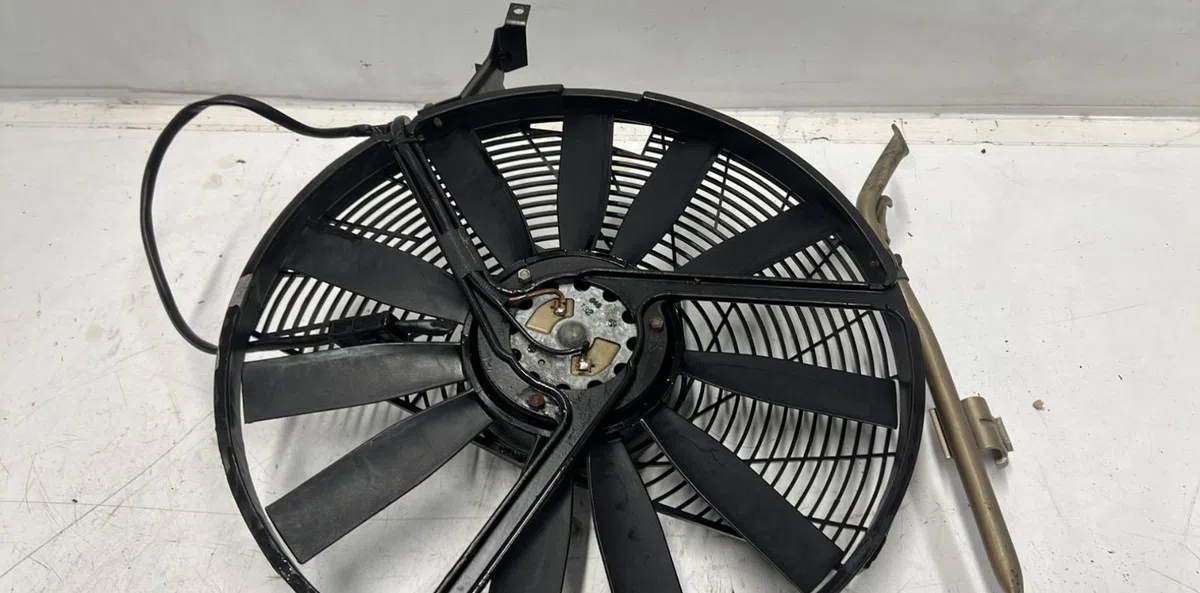 Ventilateur de refroidissement MERCEDES 300 W124 PHASE 1 occasion