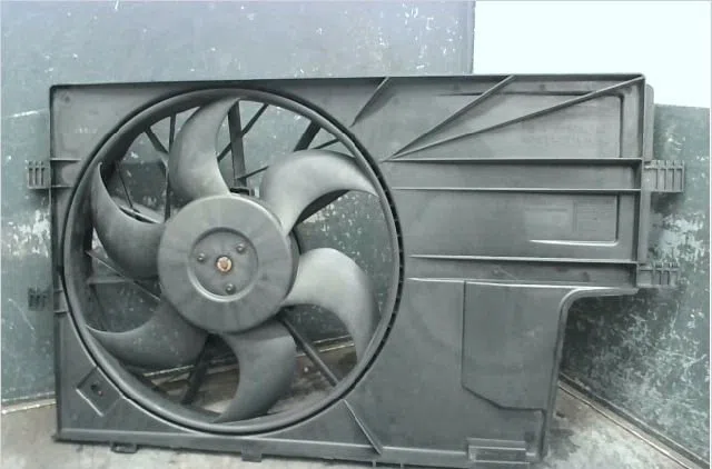 Ventilateur de refroidissement Mercedes-benz CLASSE A (W168) A 160 (168.033, 168.133) (1997-2004) occasion