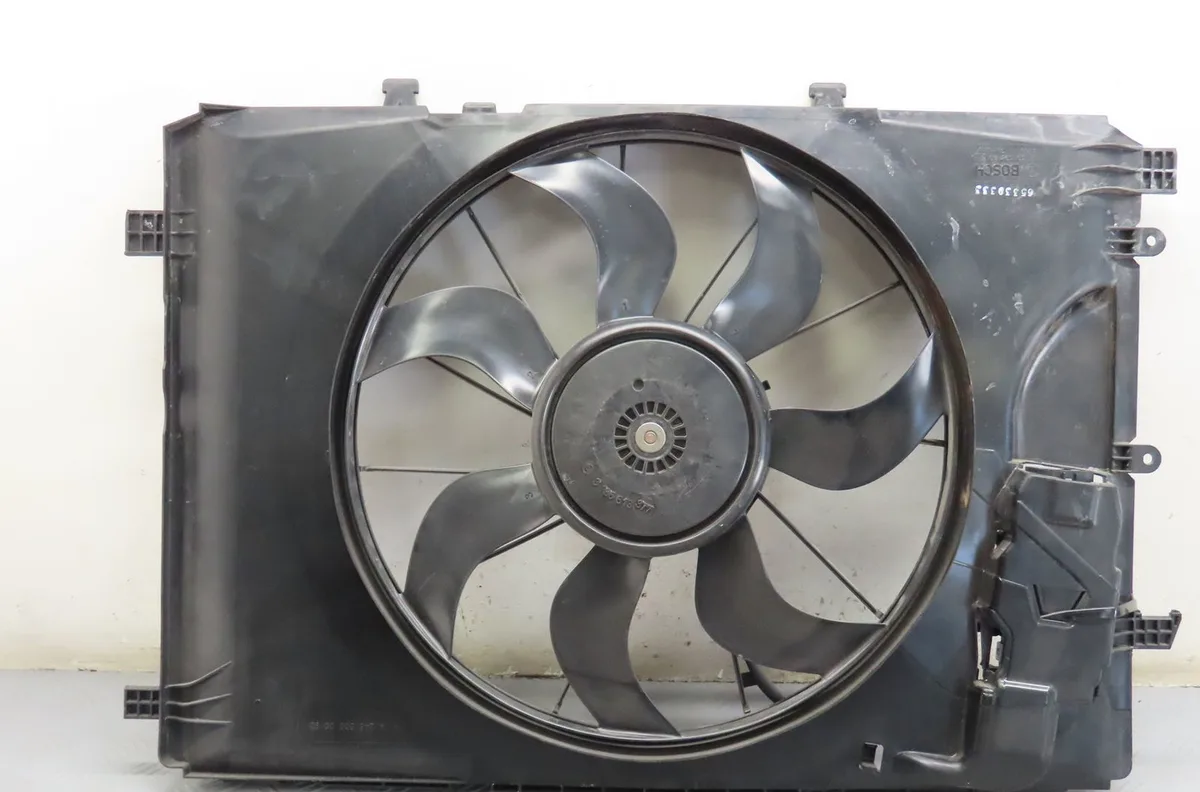 Ventilateur de refroidissement Mercedes-benz CLASSE A (W176) A 180 (176.042) (2012-2018) occasion