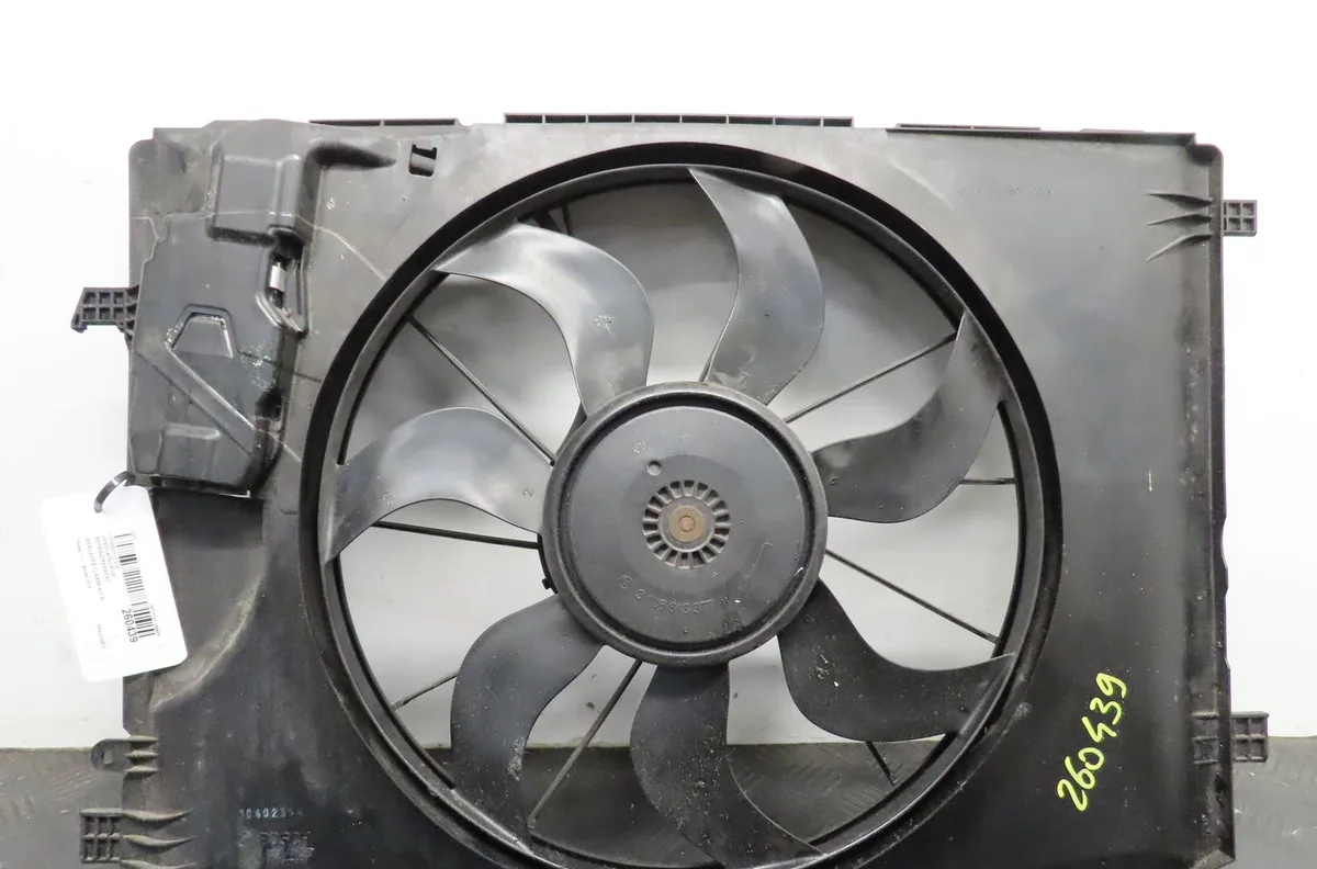 Ventilateur de refroidissement Mercedes-benz CLASSE A (W176) A 180 (176.042) (2012-2018) occasion