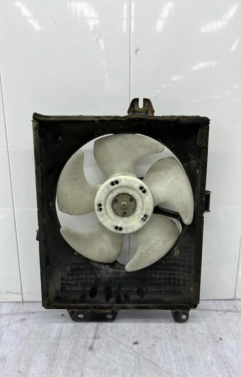 Ventilateur de refroidissement MITSUBISHI LANCER 3 PHASE 2 occasion