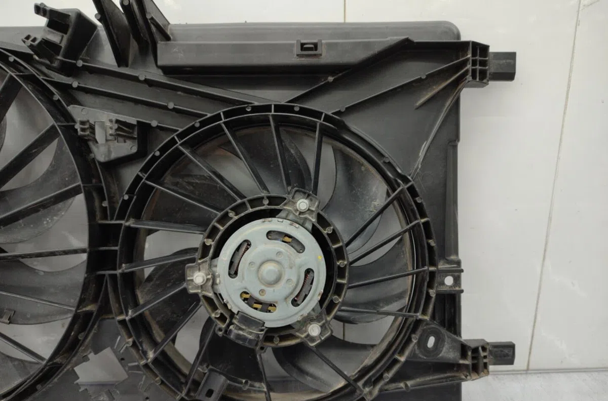 Ventilateur de refroidissement NISSAN NV400 occasion
