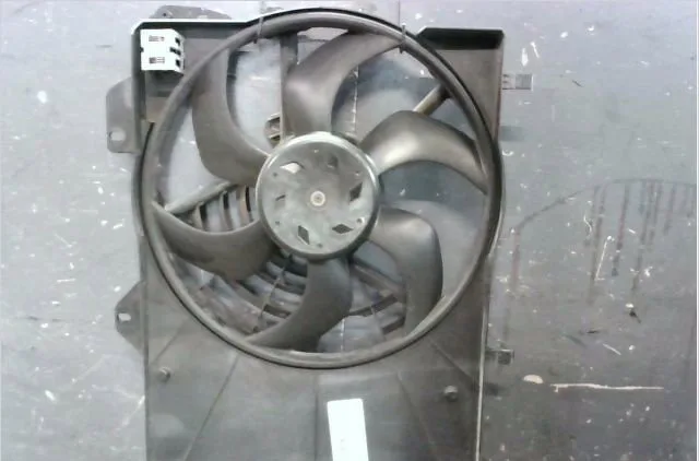 Ventilateur de refroidissement Peugeot 2008 I (CU_) 1.6 vti (2013) occasion