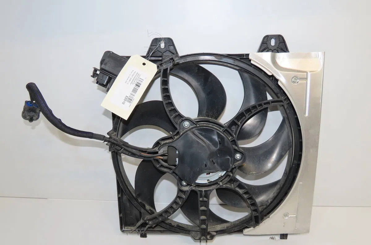 Ventilateur de refroidissement Peugeot 2008 II (UD_, US_, UY_, UK_) 1.2 puretech 100 (2019) occasion
