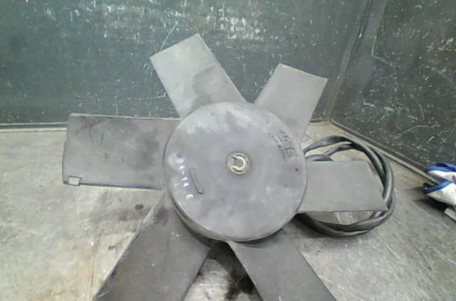 Ventilateur de refroidissement Peugeot 205 II (20A-C) 1.1 (1987-1992) 5 portes occasion
