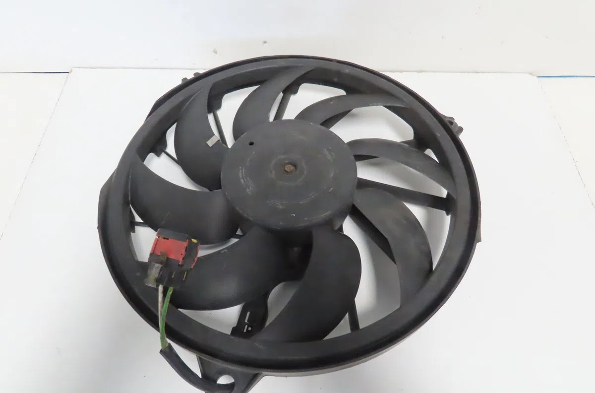 Ventilateur de refroidissement Peugeot 206 3-5 portes (2A-C) 1.4 i (1998-2012) 3 portes occasion