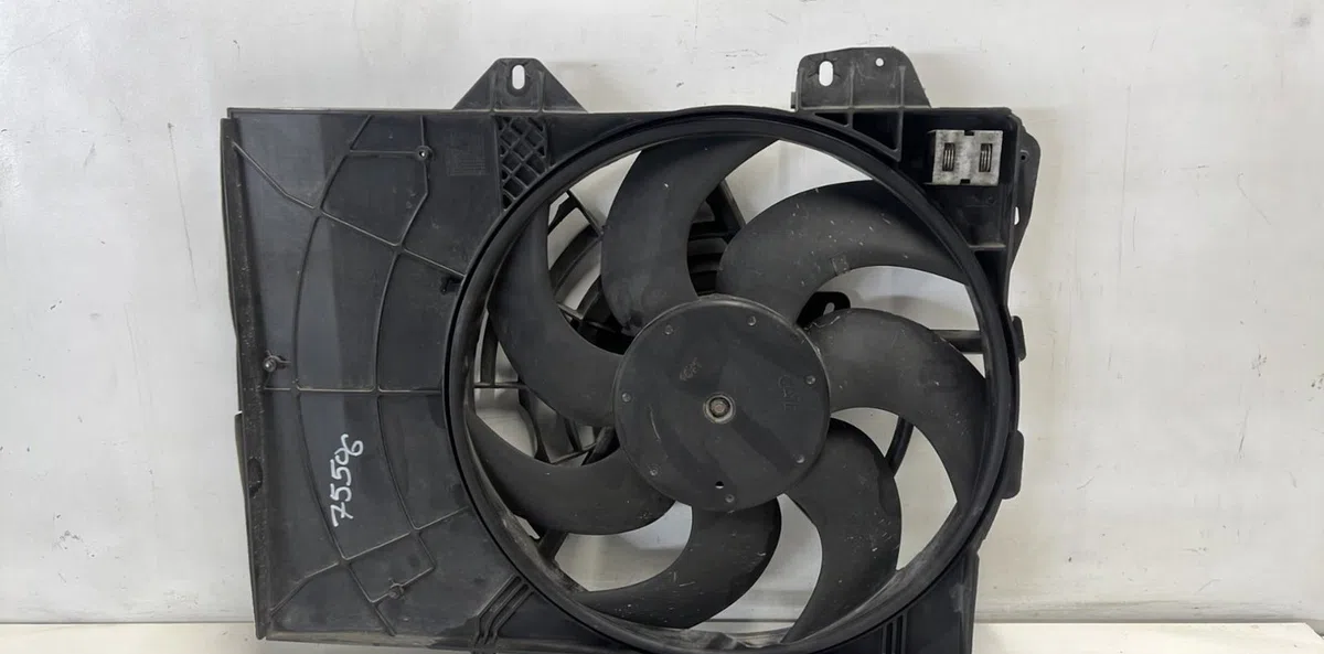 Ventilateur de refroidissement PEUGEOT 207 PHASE 1 CABRIOLET occasion