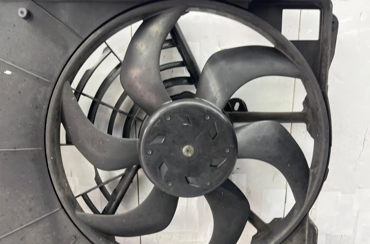 Ventilateur de refroidissement PEUGEOT 207 PHASE 2 occasion