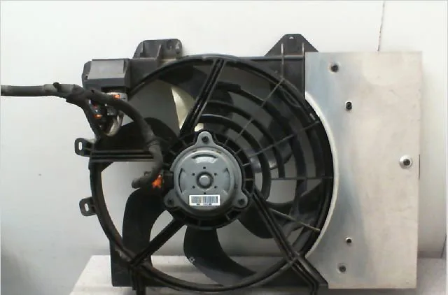 Ventilateur de refroidissement PEUGEOT 208 208 Phase 1 2012-03-01--2015-09-30 1.6 E-HDI 92ch occasion