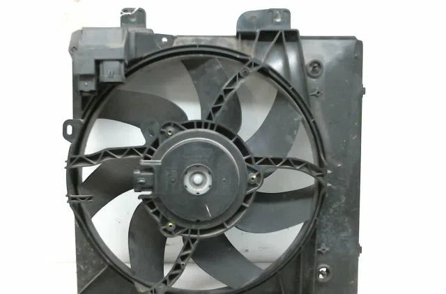 Ventilateur de refroidissement Peugeot 208 I (CA_, CC_) 1.2 puretech 82 (2018) occasion