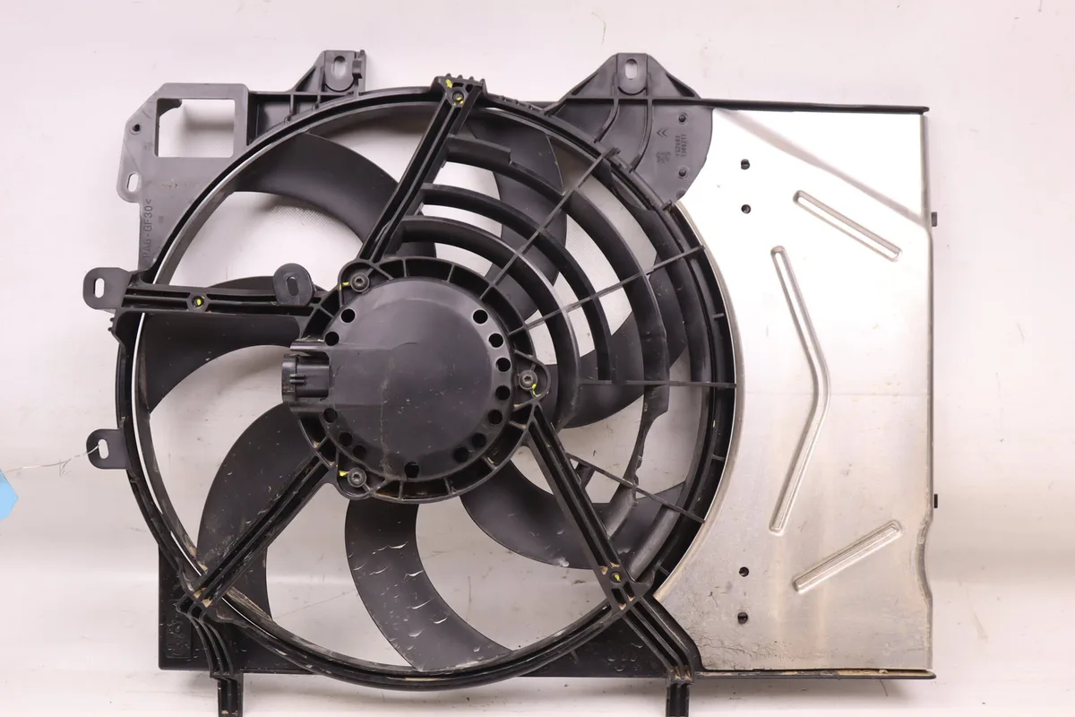 Ventilateur de refroidissement Peugeot 208 I (CA_, CC_) 1.5 bluehdi 100 (2018) occasion