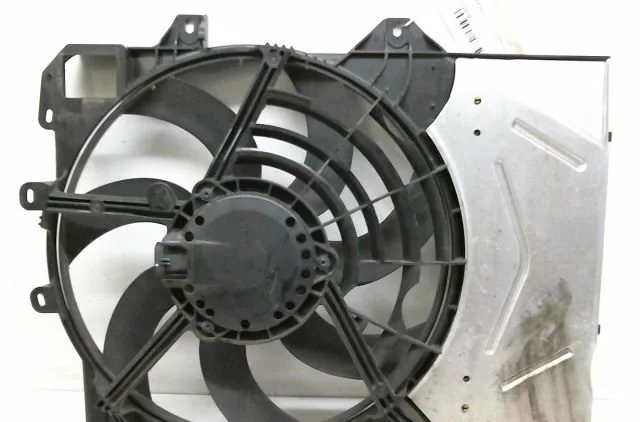 Ventilateur de refroidissement Peugeot 208 I (CA_, CC_) 1.6 bluehdi 100 (2015) 5 portes occasion