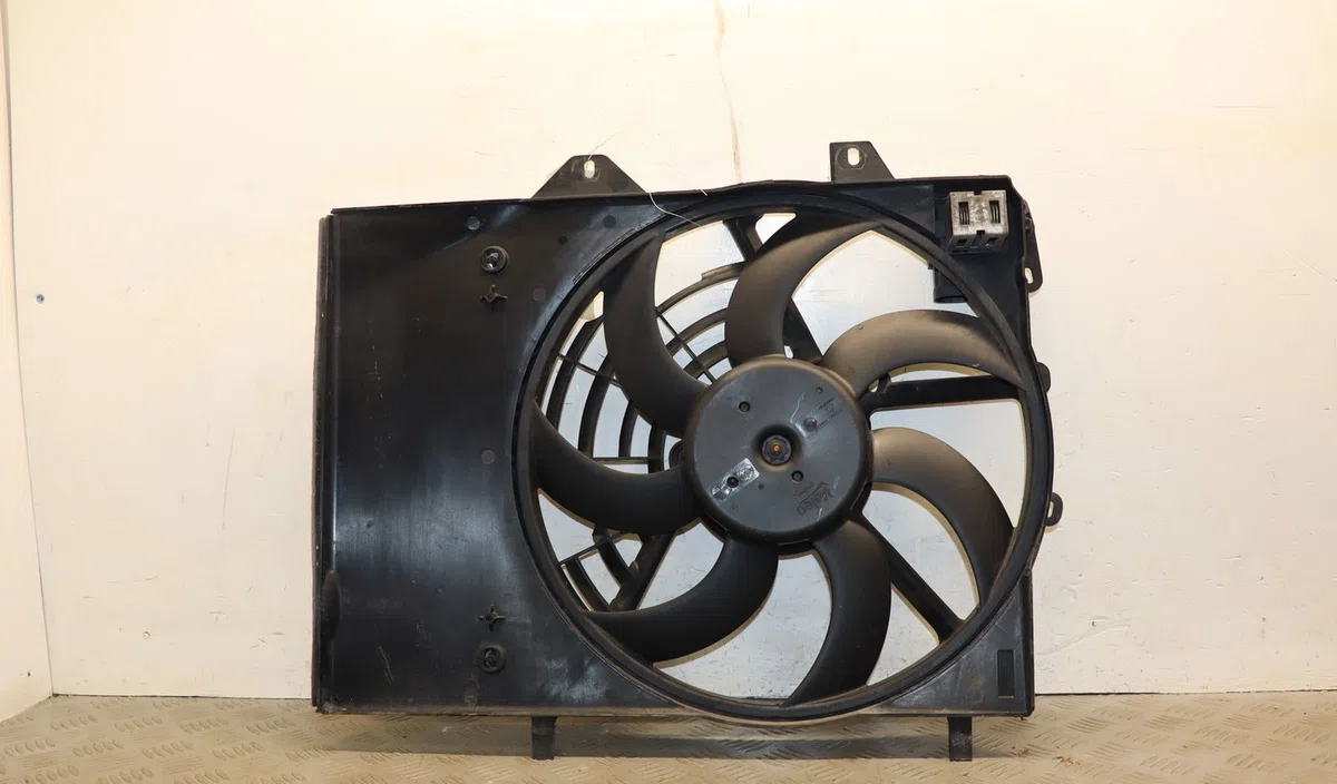 Ventilateur de refroidissement Peugeot 208 I (CA_, CC_) 1.6 hdi - bluehdi 75 (2013) 5 portes occasion