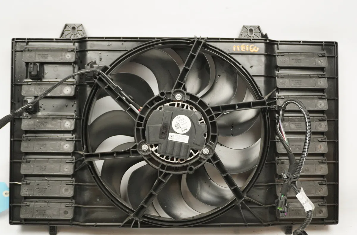 Ventilateur de refroidissement Peugeot 208 II (UB_, UP_, UW_, UJ_) E-208 (2019) occasion