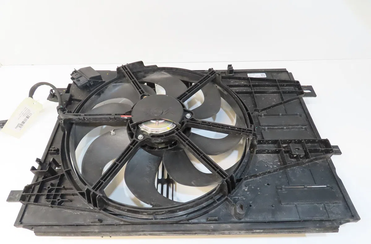 Ventilateur de refroidissement Peugeot 3008 SUV (MC_, MR_, MJ_, M4_) 1.5 bluehdi 130 (2018) 5 portes occasion