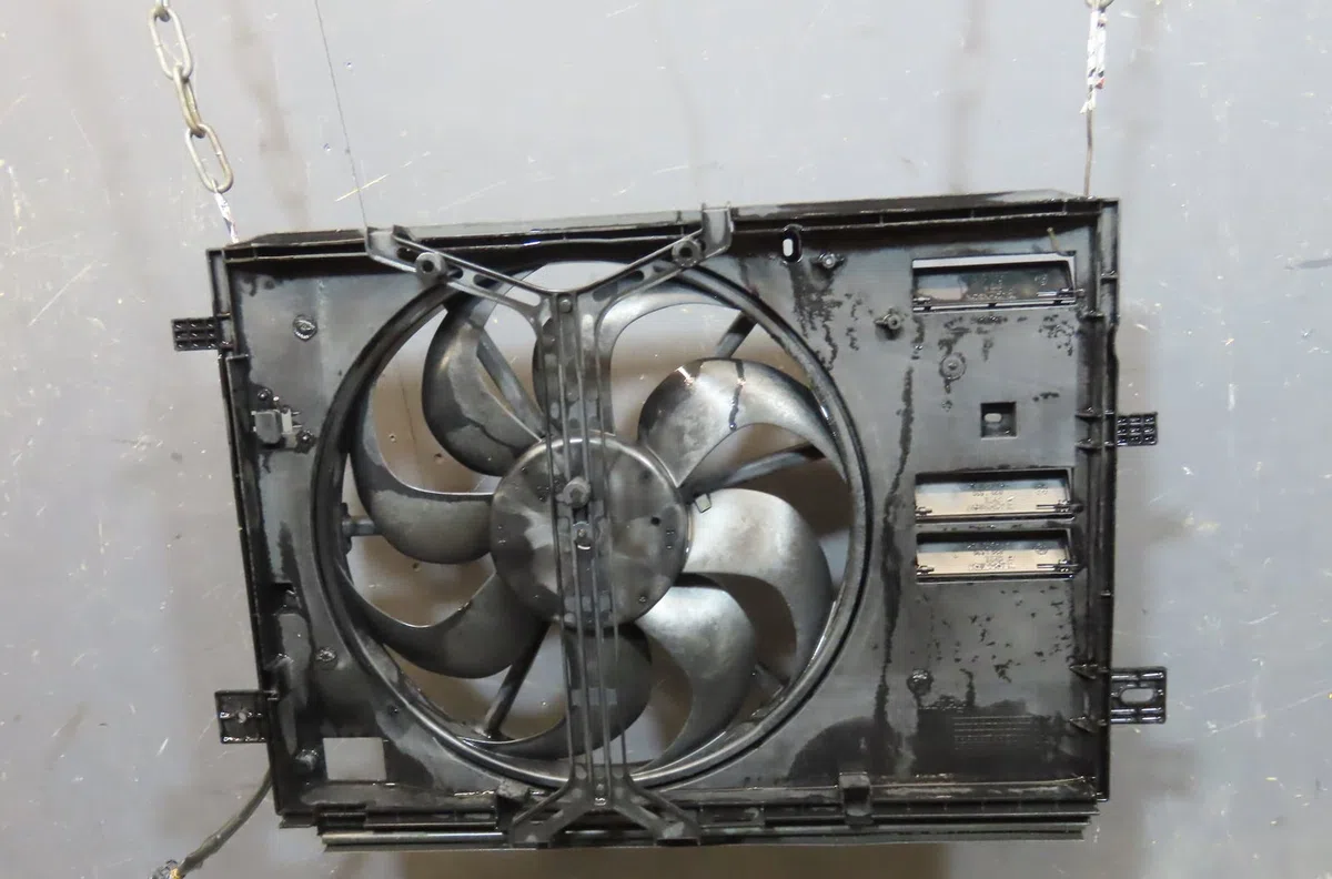 Ventilateur de refroidissement Peugeot 3008 SUV (MC_, MR_, MJ_, M4_) 1.5 bluehdi 130 (2018) 5 portes occasion