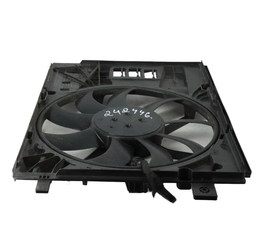 Ventilateur de refroidissement Peugeot 3008 SUV (MC_, MR_, MJ_, M4_) 1.6 puretech 180 (m45gfr, m45gfu) (2018) occasion