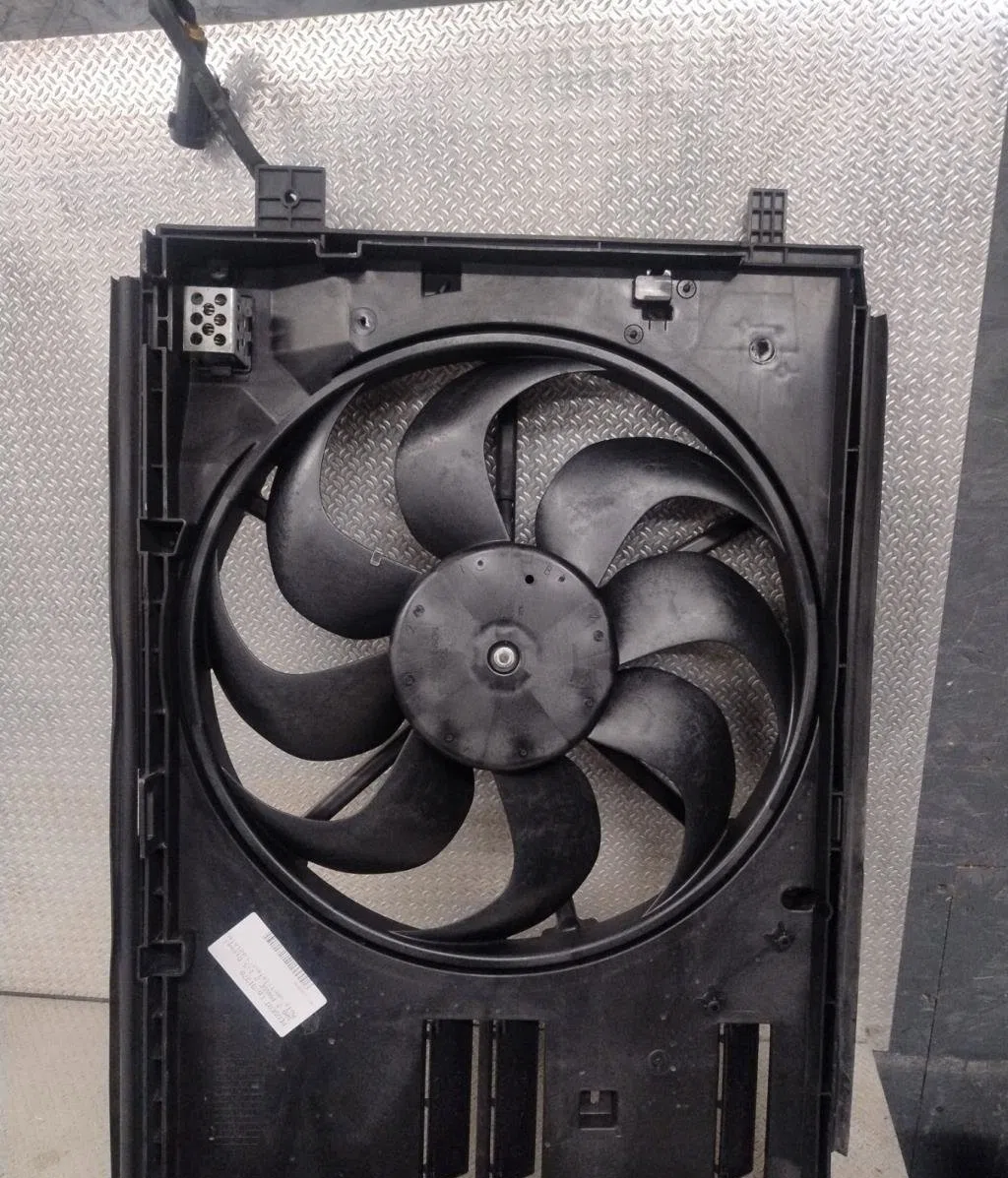 Ventilateur de refroidissement Peugeot 308 II (LB_, LP_, LW_, LH_, L3_) 1.5 bluehdi 130 (2017-2021) occasion