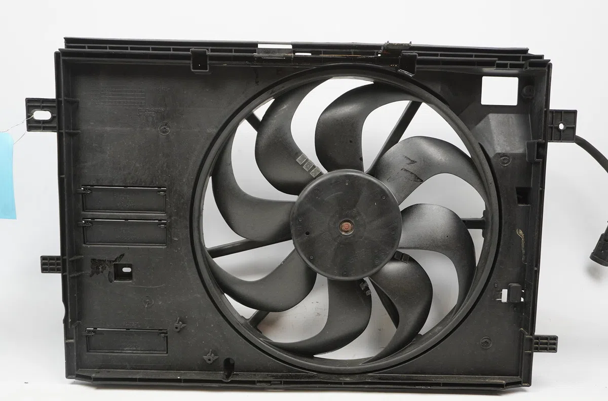 Ventilateur de refroidissement Peugeot 308 II (LB_, LP_, LW_, LH_, L3_) 1.6 bluehdi 120 (2013-2021) occasion