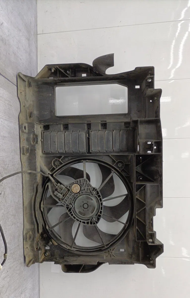 Ventilateur de refroidissement PEUGEOT 407 PHASE 1 occasion