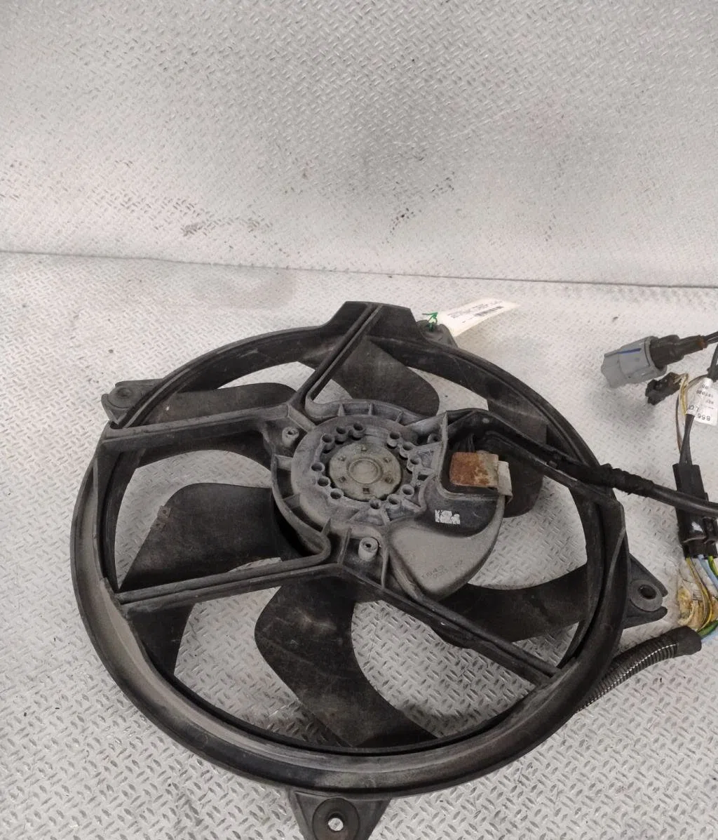 Ventilateur de refroidissement Peugeot 407 SW (6E_) 2.0 hdi 135 (2004-2010) occasion