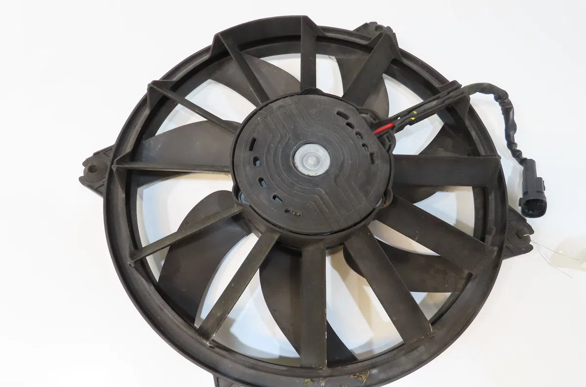Ventilateur de refroidissement Peugeot 5008 (0U_, 0E_) 1.6 bluehdi 120 (2014-2017) 5 portes occasion