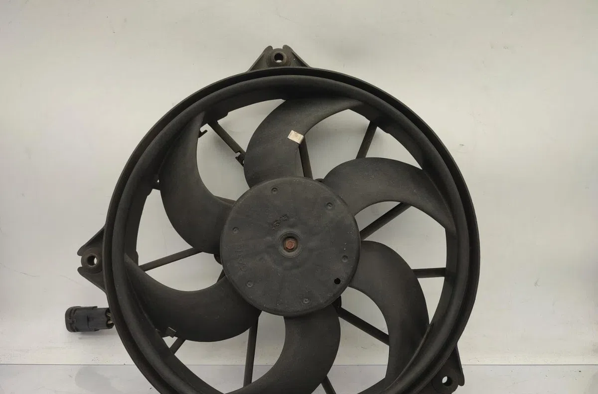Ventilateur de refroidissement PEUGEOT 807 occasion