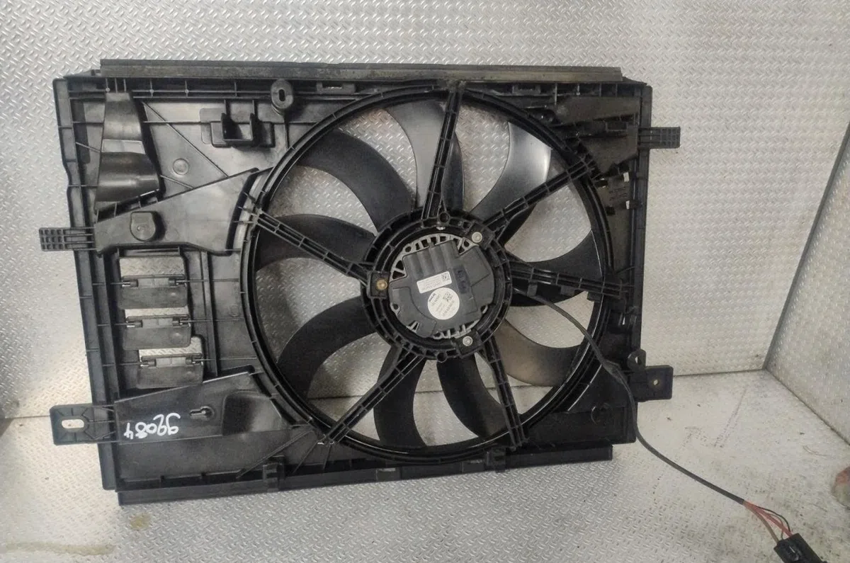 Ventilateur de refroidissement Peugeot EXPERT Camionnette (V_) 2.0 bluehdi 180 (2016) occasion